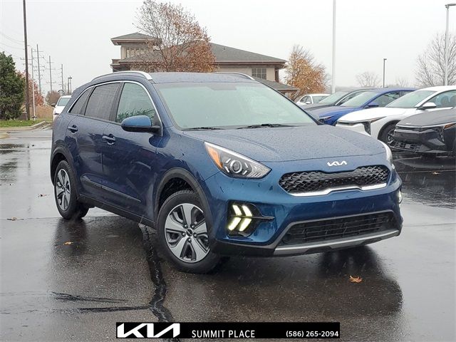 2022 Kia Niro LX