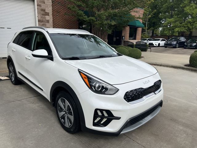 2022 Kia Niro LX