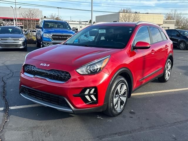 2022 Kia Niro LX