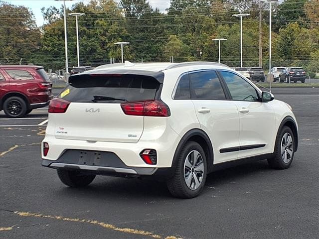 2022 Kia Niro LX