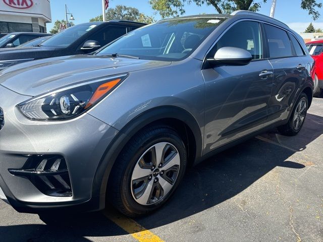 2022 Kia Niro LX