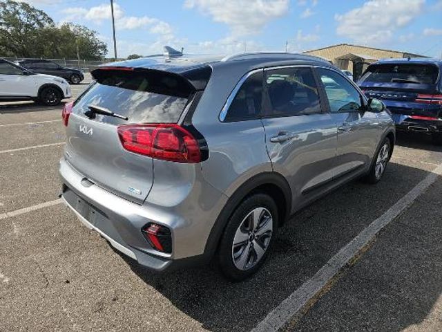 2022 Kia Niro LX