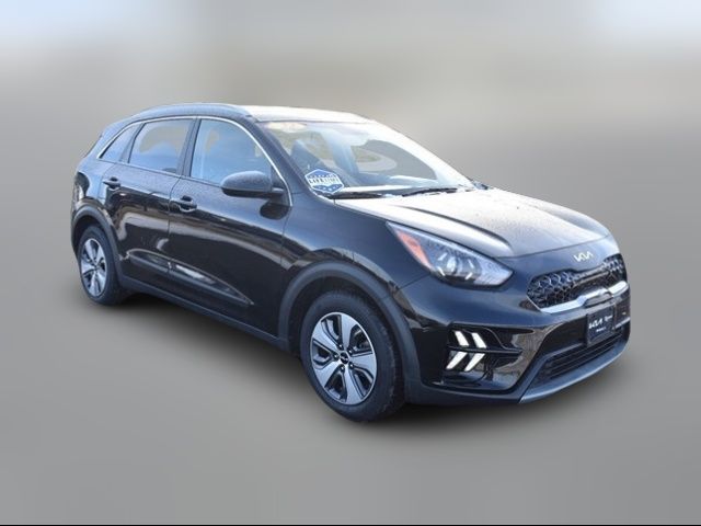 2022 Kia Niro LX