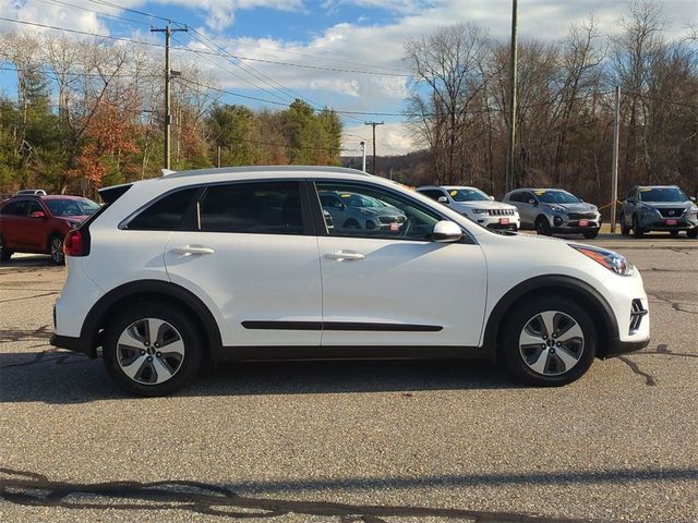 2022 Kia Niro LX