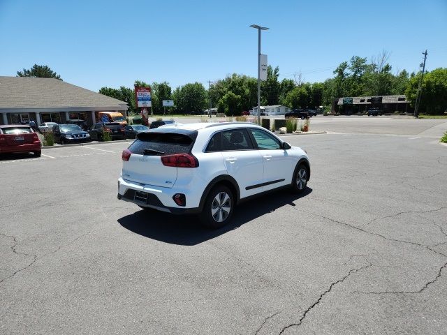 2022 Kia Niro LX