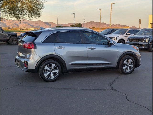 2022 Kia Niro LX