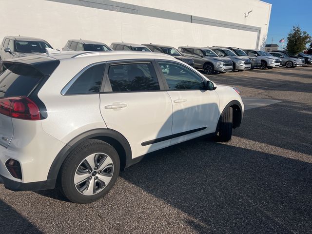 2022 Kia Niro LX