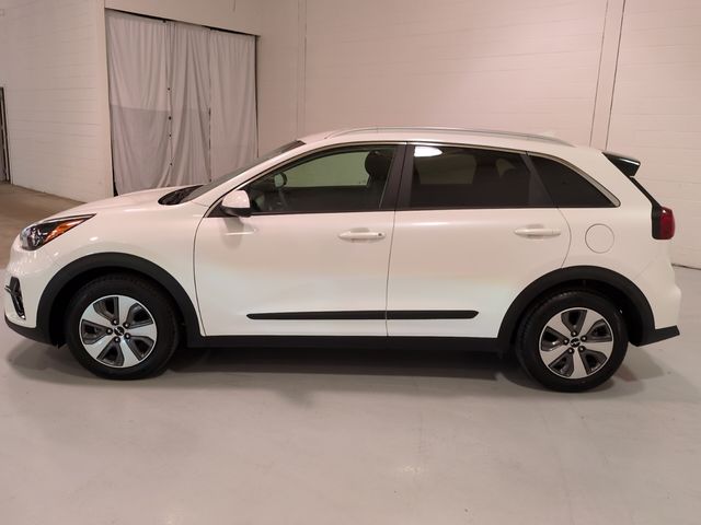 2022 Kia Niro LX