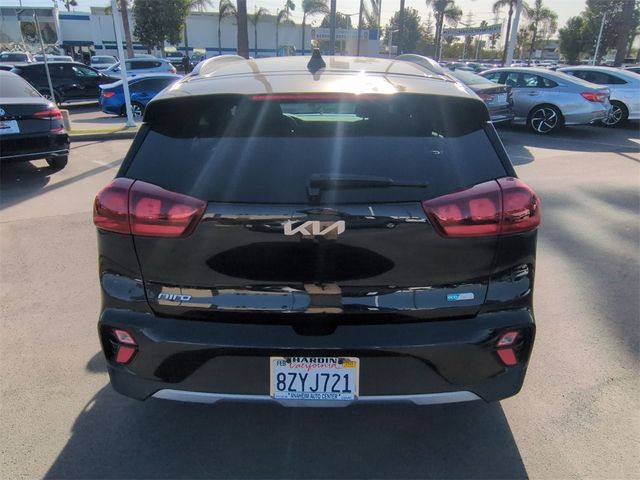 2022 Kia Niro LXS