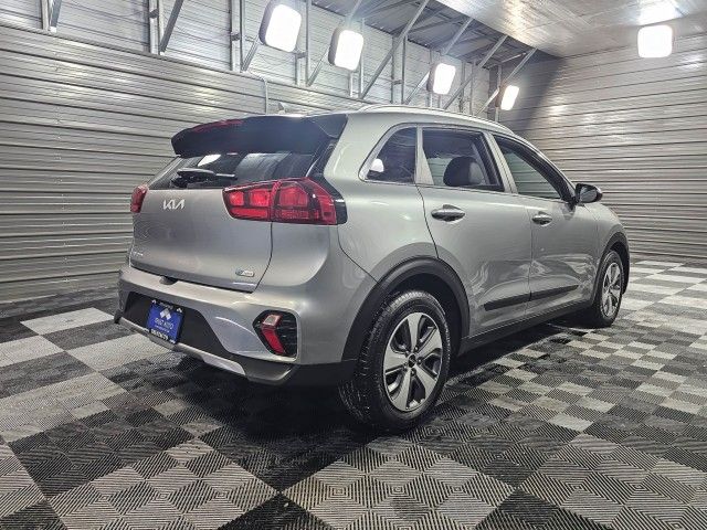 2022 Kia Niro LX