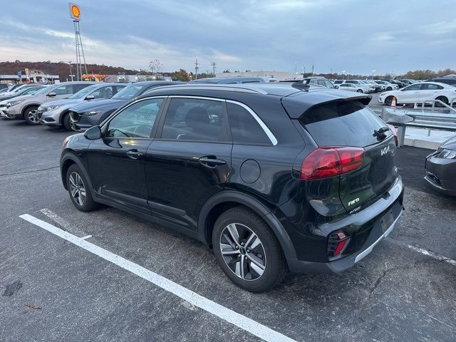 2022 Kia Niro LXS