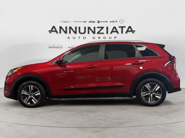 2022 Kia Niro LXS