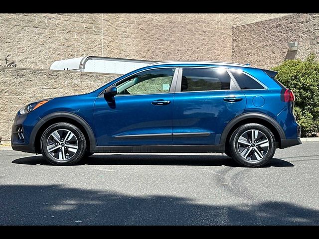 2022 Kia Niro LXS SE