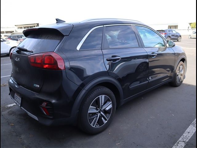 2022 Kia Niro LXS