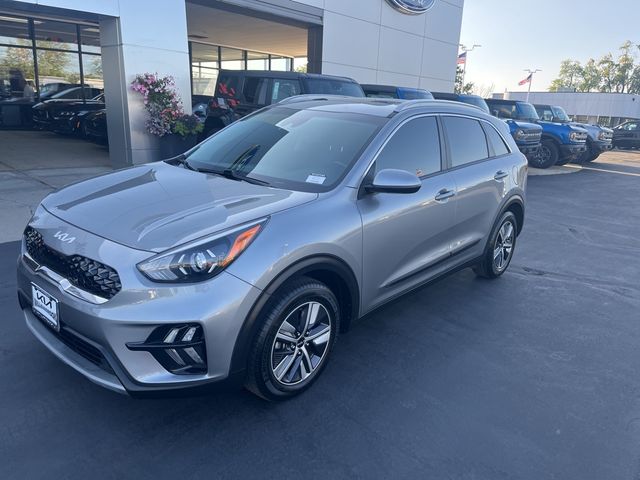 2022 Kia Niro LXS SE