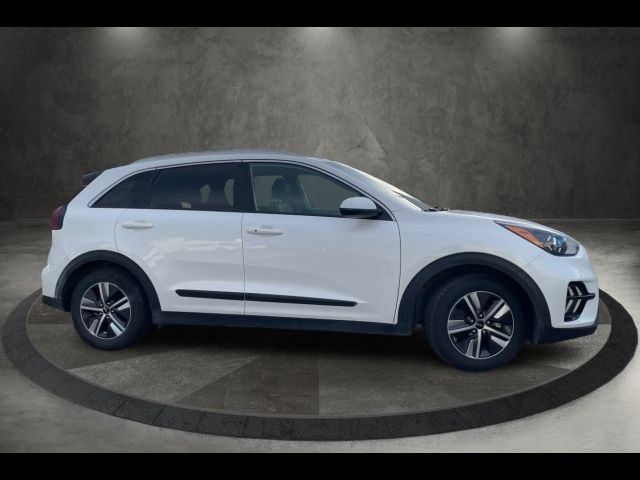 2022 Kia Niro LXS SE