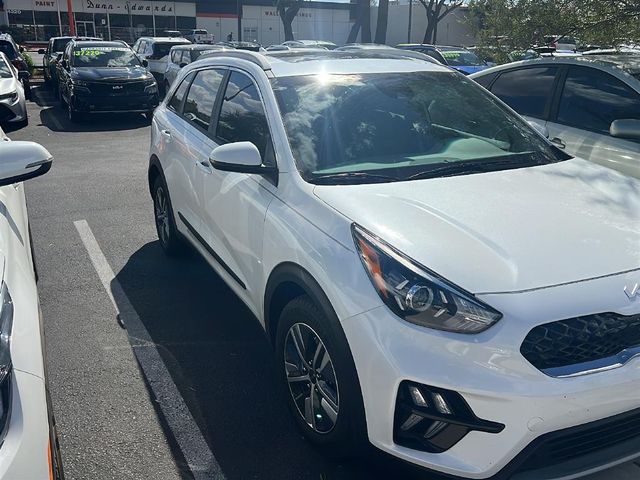 2022 Kia Niro LXS SE