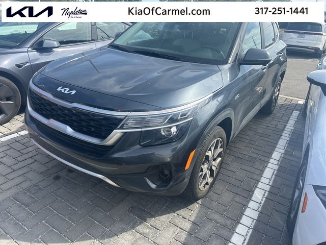 2022 Kia Seltos EX