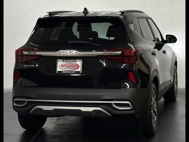 2022 Kia Seltos EX