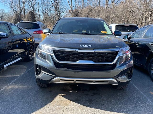2022 Kia Seltos EX