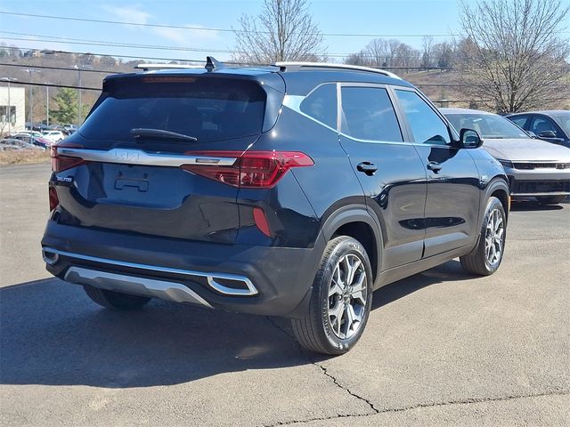 2022 Kia Seltos EX