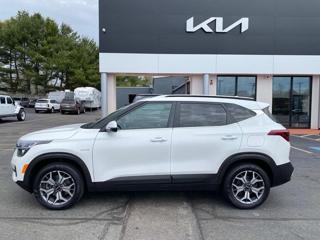 2022 Kia Seltos EX