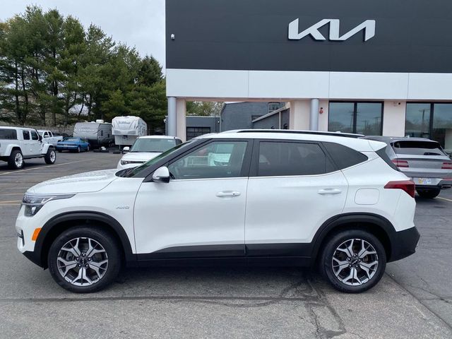 2022 Kia Seltos EX