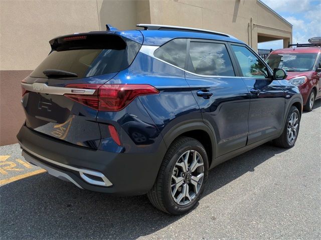 2022 Kia Seltos EX