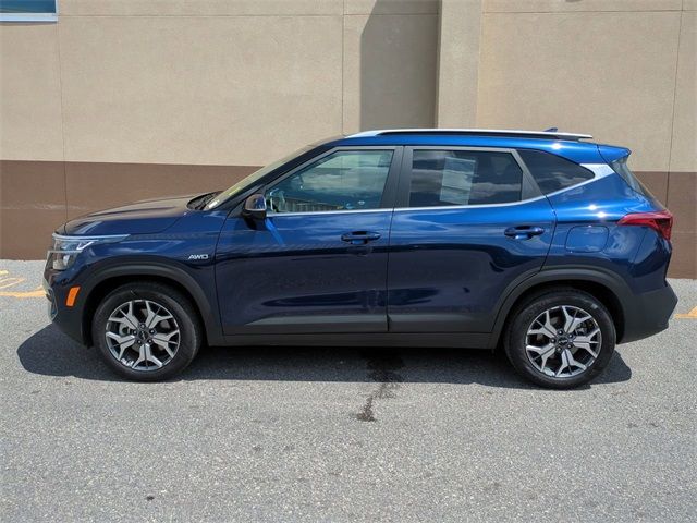 2022 Kia Seltos EX