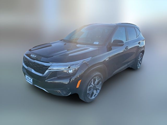 2022 Kia Seltos EX