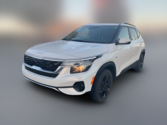 2022 Kia Seltos EX