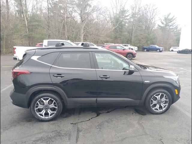 2022 Kia Seltos EX
