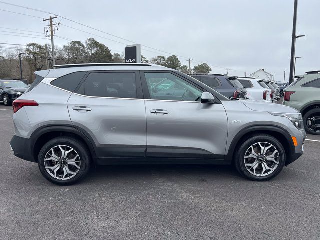 2022 Kia Seltos EX
