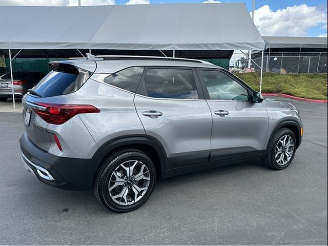 2022 Kia Seltos EX
