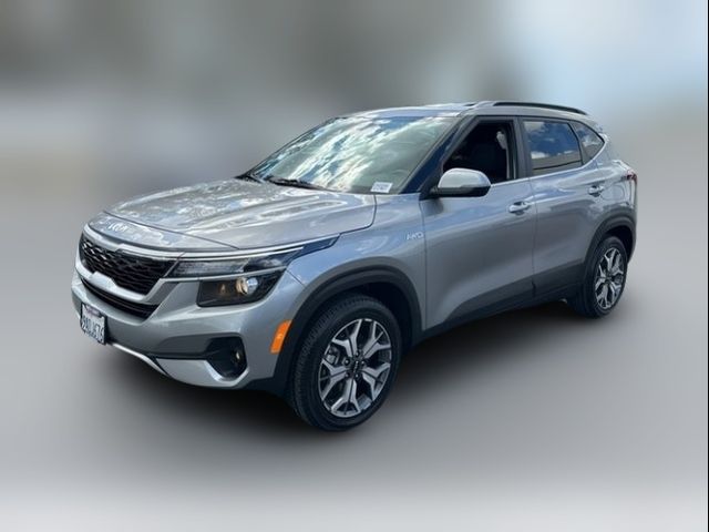 2022 Kia Seltos EX