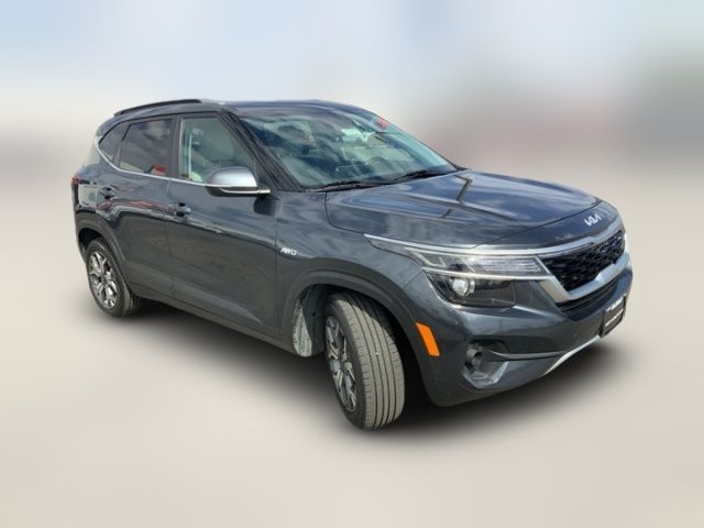 2022 Kia Seltos EX