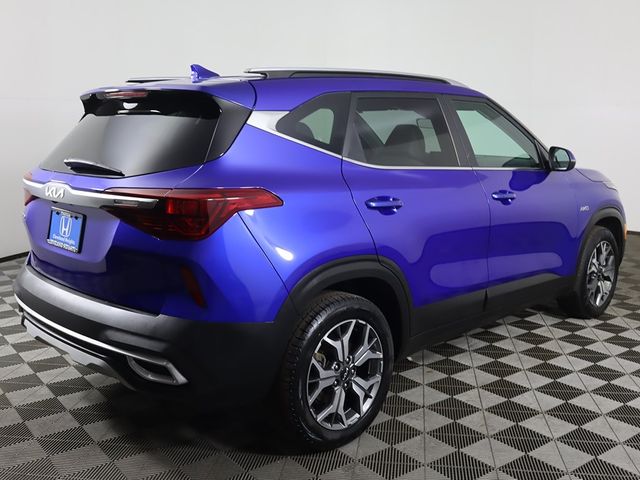 2022 Kia Seltos EX