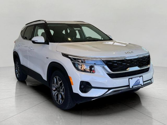 2022 Kia Seltos EX