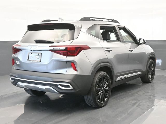 2022 Kia Seltos Nightfall