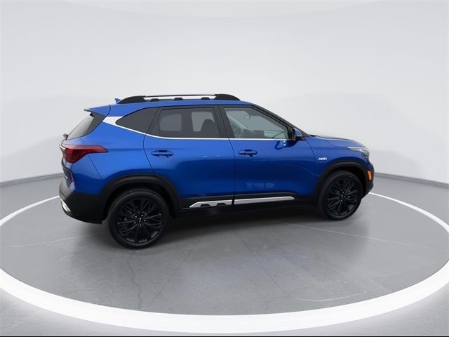2022 Kia Seltos Nightfall