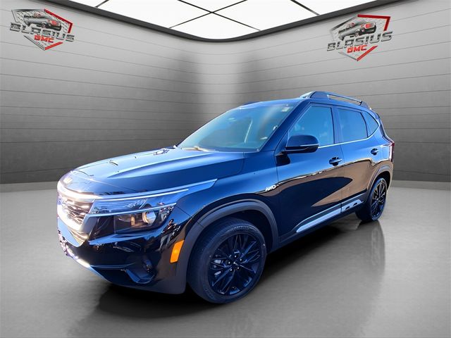 2022 Kia Seltos Nightfall