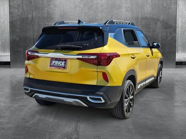 2022 Kia Seltos Nightfall