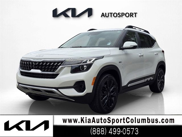 2022 Kia Seltos Nightfall