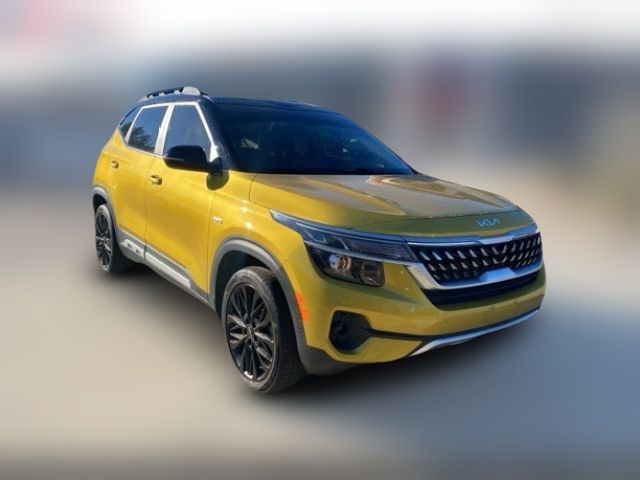 2022 Kia Seltos Nightfall