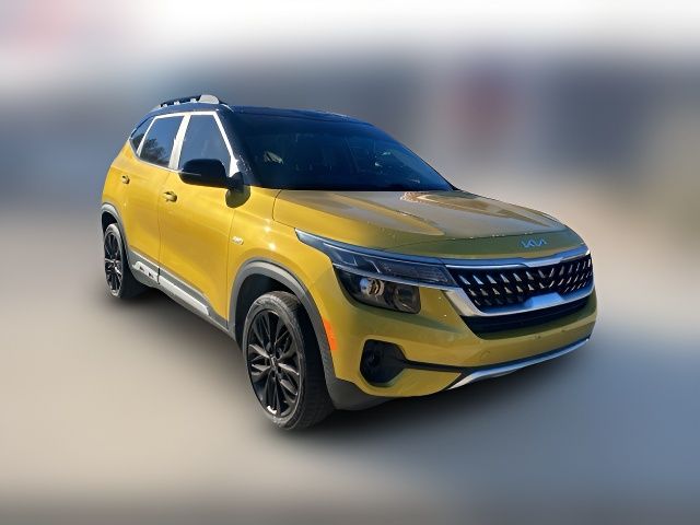 2022 Kia Seltos Nightfall