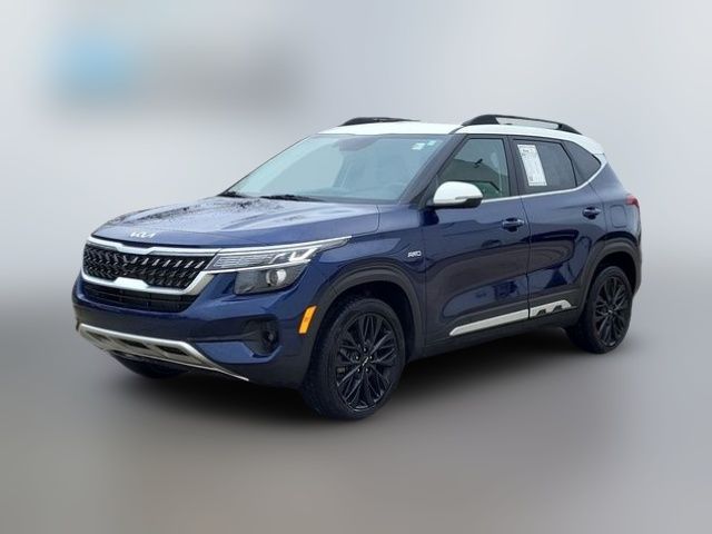 2022 Kia Seltos Nightfall