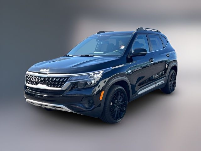 2022 Kia Seltos Nightfall