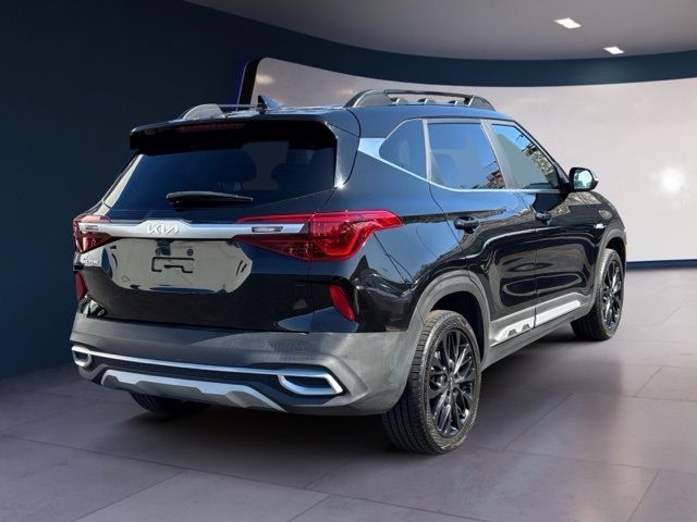 2022 Kia Seltos Nightfall
