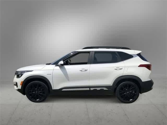 2022 Kia Seltos Nightfall