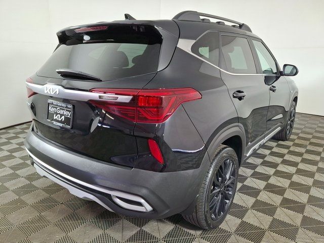 2022 Kia Seltos Nightfall